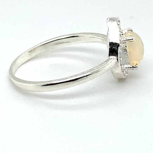 White Precious Opal .87ct Platinum Finish Solid 925 Sterling Silver Ring - Picture 4 of 7